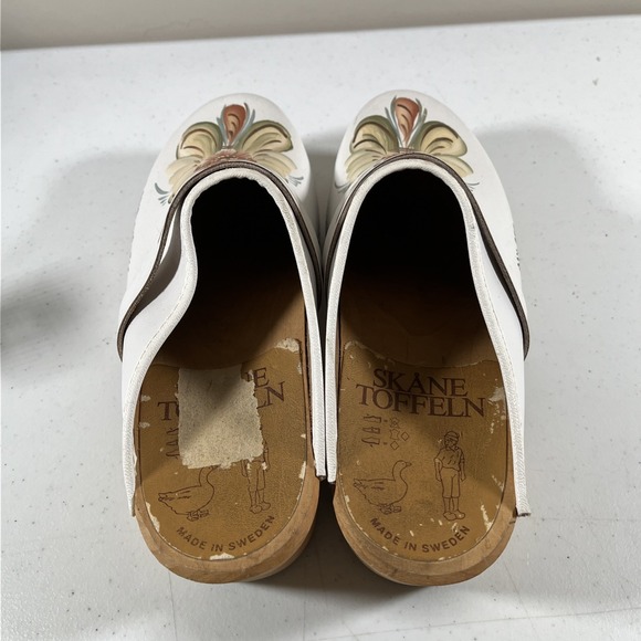 SKANE TOFFELN Sweden Floral Painted Leather Wood Clogs Shoes Womens Size 41 - Picture 9 of 13